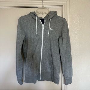 Nike sweatshirt